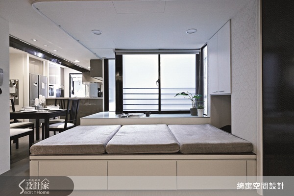 本案是間30年的華廈，原始格局因切割得過於零碎，不僅